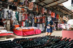 BIB: 
                            <button type="button" onclick="openModal(25551595)" class="btn btn-primary btn-sm float-right btn-popup" data-toggle="modal" data-target=".modal-high-quality">
                        <i class="fas fa-shopping-cart"></i> Add to Cart
                    </button>
                                            <button type="button" onclick="isThisMe(25551595, true)" class="btn btn-success btn-sm float-right btn-popup btn-isme hidden" data-toggle="tooltip" data-placement="bottom" title="นี่คือรูปของคุณใช่ไหม คลิกที่นี่เพื่อเอาเข้าอัลบั้ม">
                        <i class="fas fa-plus"></i> Add to album
                    </button>
                    <button type="button" onclick="isThisMe(25551595, false)" class="btn btn-warning btn-sm float-right btn-popup btn-isnotme hidden">
                        <i class="fas fa-ban"></i> Remove from album
                    </button>